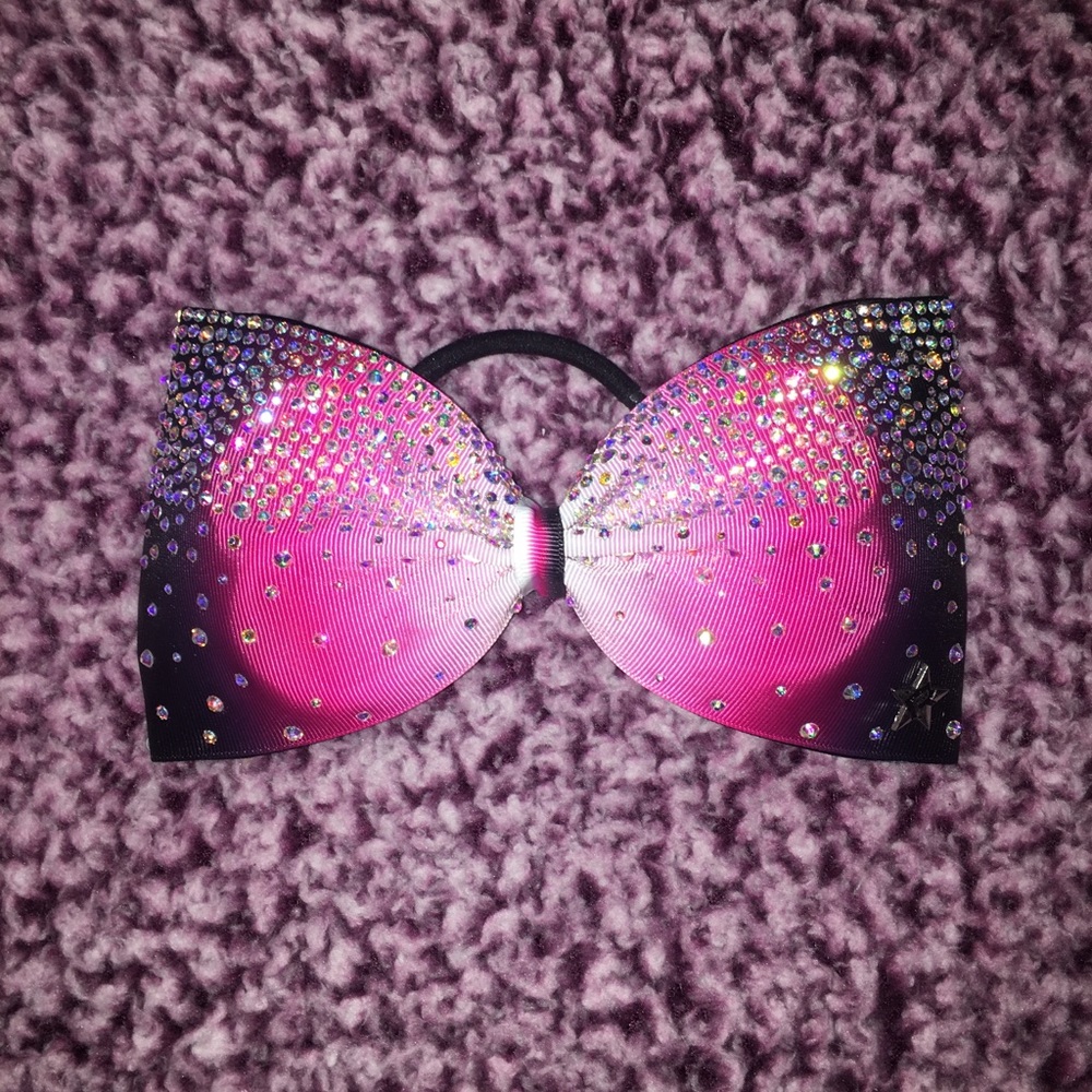 Sparky cheer bow